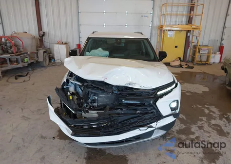 2023 Chevrolet Blazer Awd 2Lt z USA, uszkodzony, nr VIN 3GNKBHR41PS233693